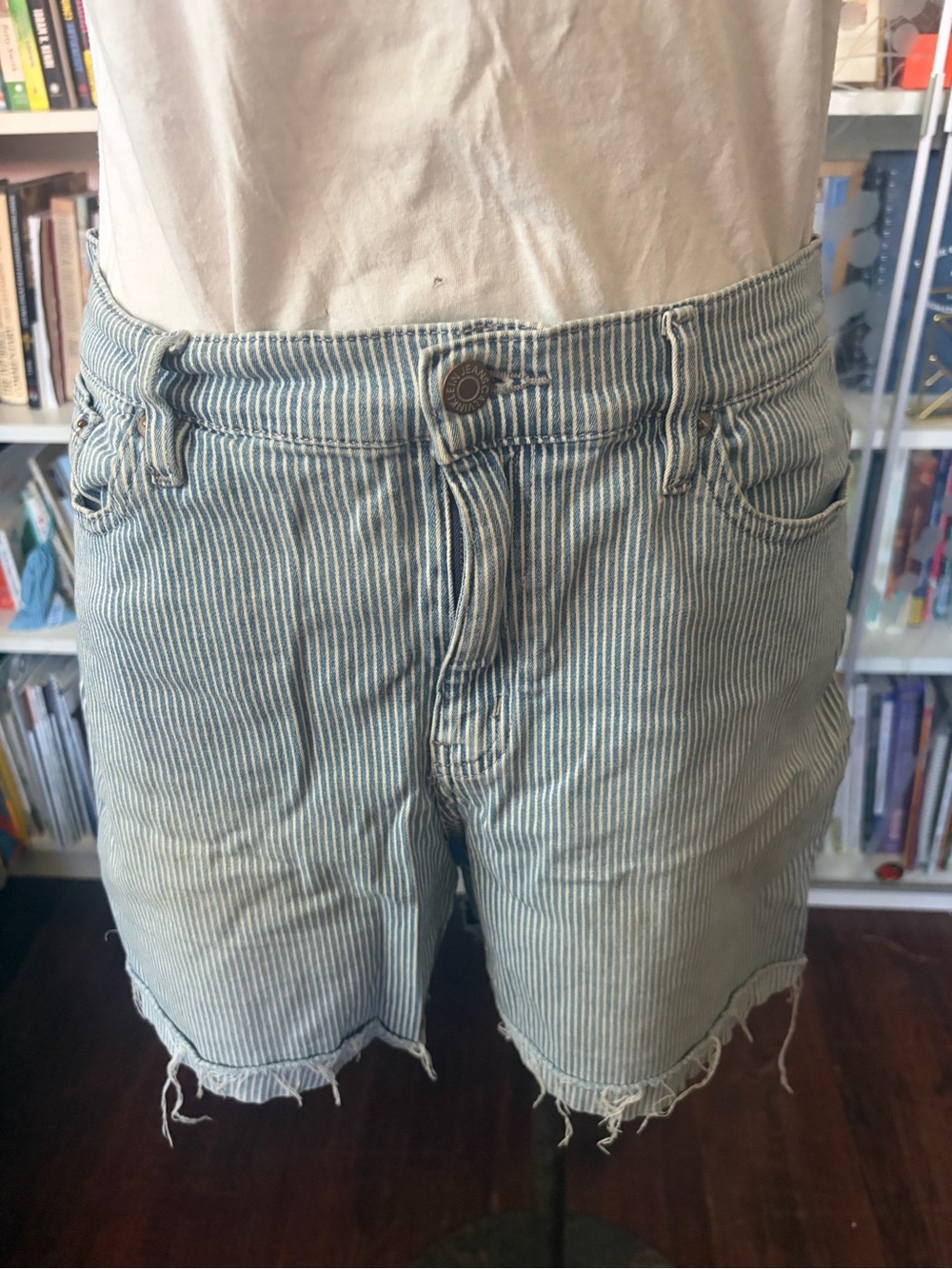 5 pocket striped jeans shorts